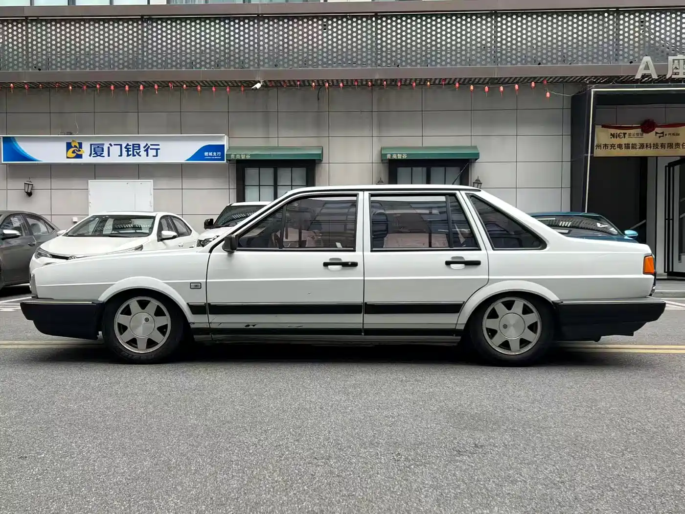 Volkswagen Santana Classic 2007 Model 1.8L Scenic Edition фото 4