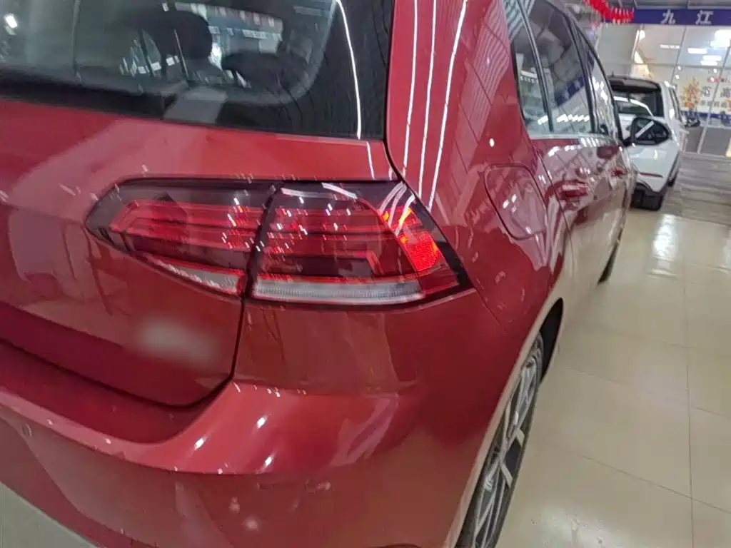 Volkswagen Golf 2020 280TSI DSG Comfort фото 8