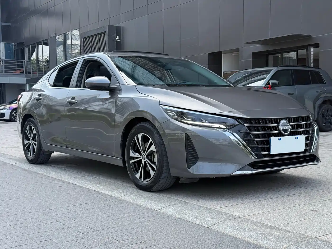 Nissan SYLPHY, миниатюра 3