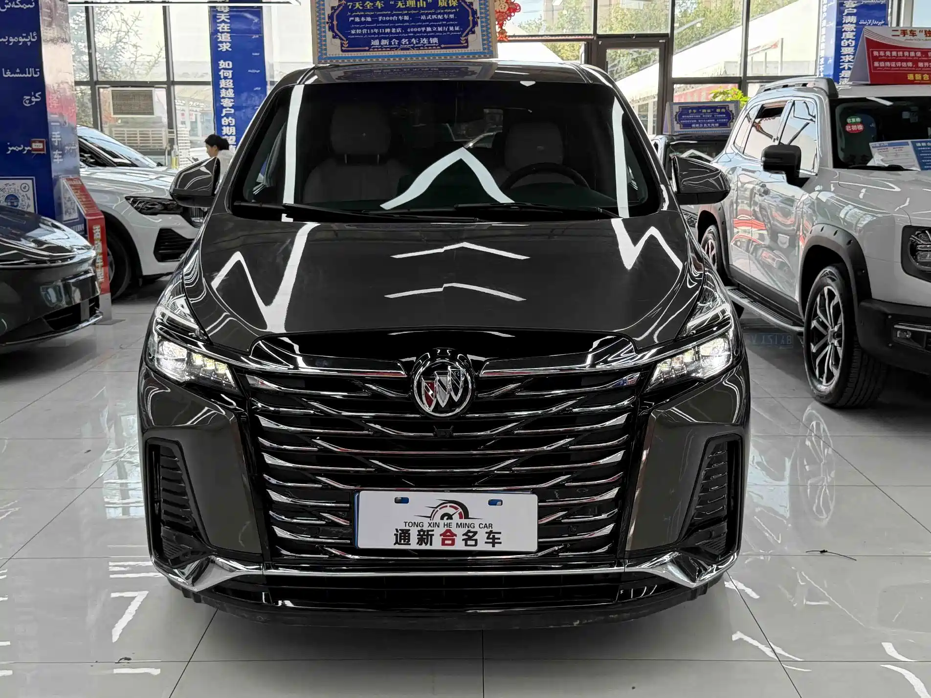 Фото 2 - Buick GL8