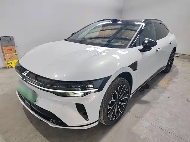 ZEEKR 007GT 2025