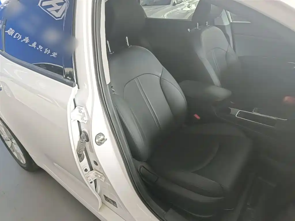 Kia K5 2016 1.6T Automatic LUX фото 25