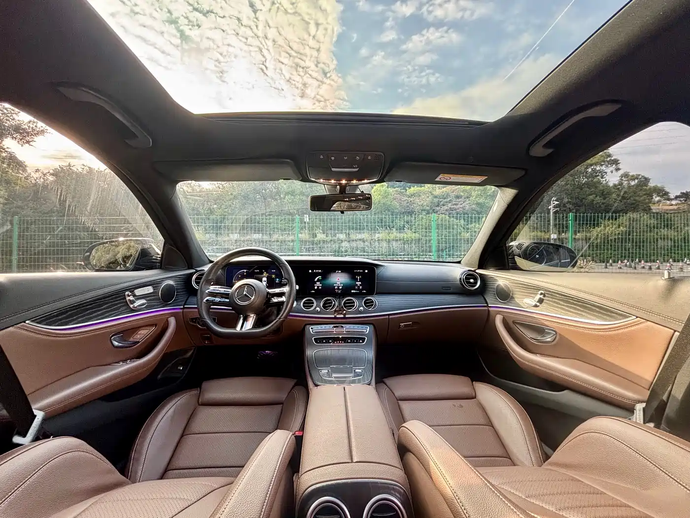 Mercedes-Benz E-Class 2022 E 260 L Sport фото 17