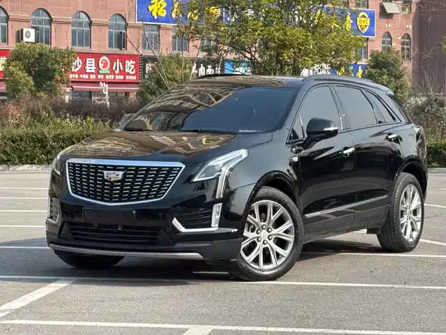 CADILLAC XT5
