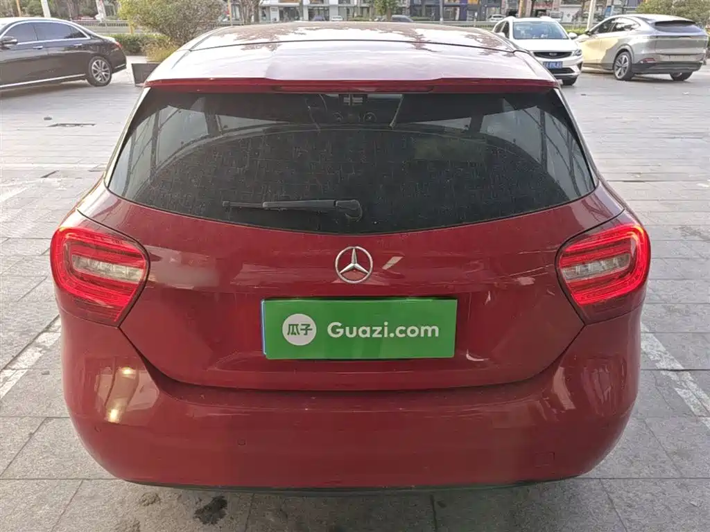 Mercedes-Benz A-Class (Import) 2015 A 180 фото 6