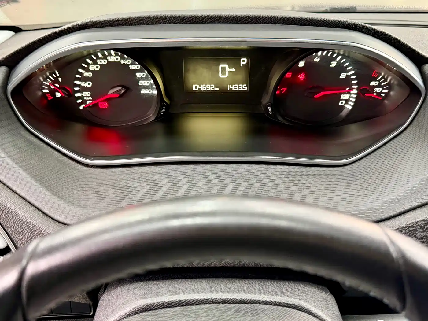 Peugeot 308 2016 230THP Automatic Luxury фото 3