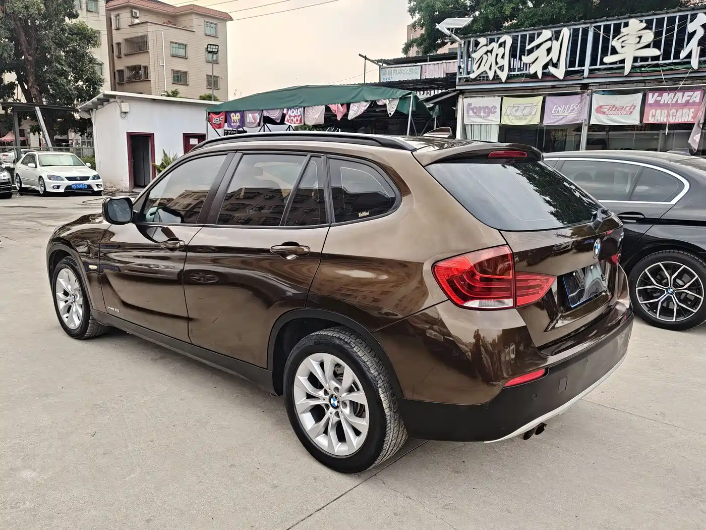 BMW X1 (Import) 2010 xDrive25i фото 12
