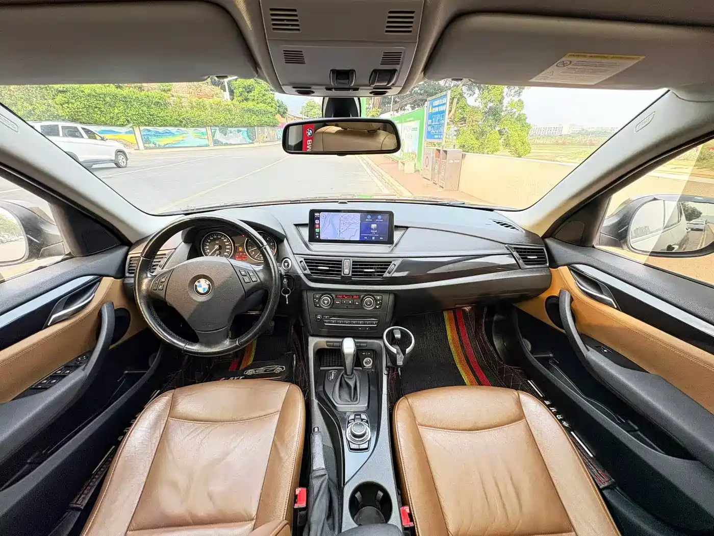 BMW X1 (Import) 2010 xDrive25i фото 9