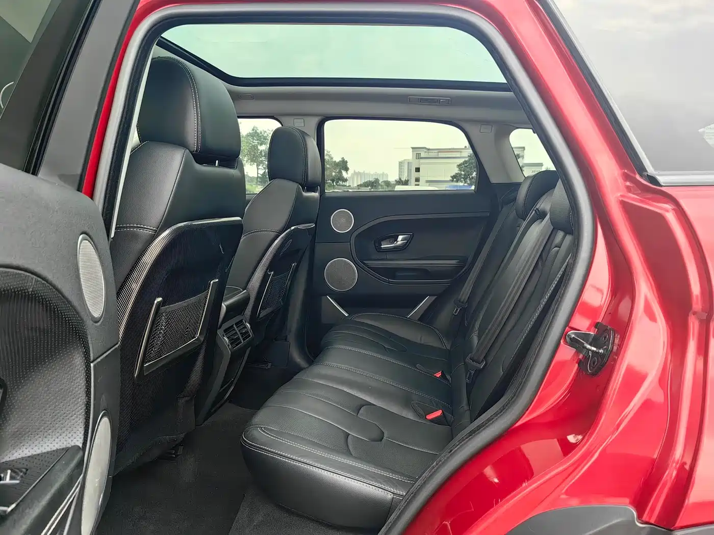 Land Rover Range Rover Evoque (Import) 2013 2.0T 5-door Dynamic Edition фото 10