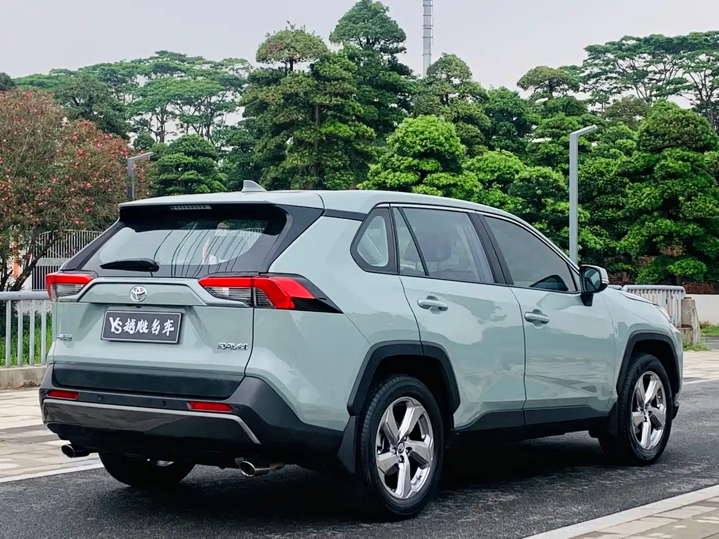 Toyota RAV4 Rongfang 2021 2.0L CVT 2WD Trend фото 16