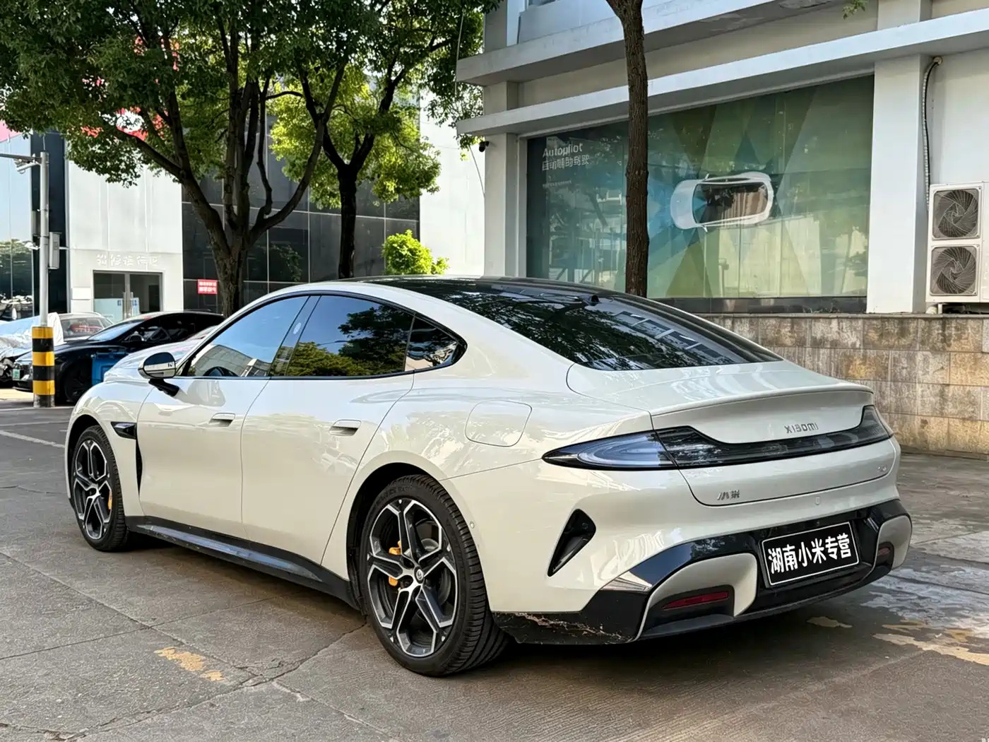 Xiaomi Auto Xiaomi SU7 2024 RWD Standard Founder's Edition фото 3