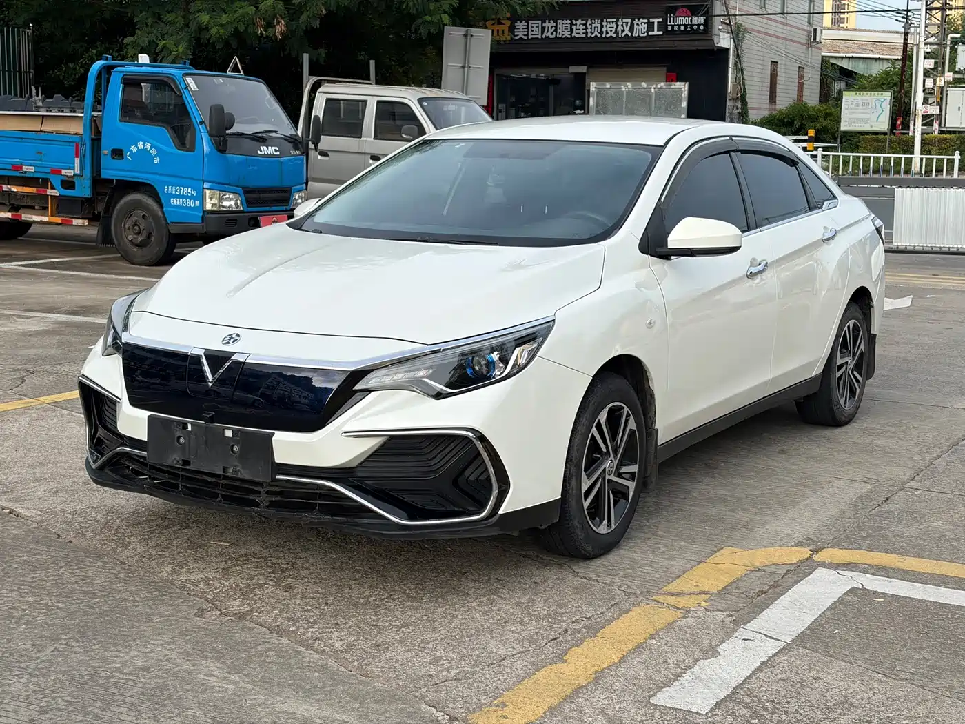 Venucia D60EV 2021 2020 Standard Range Smart Edition