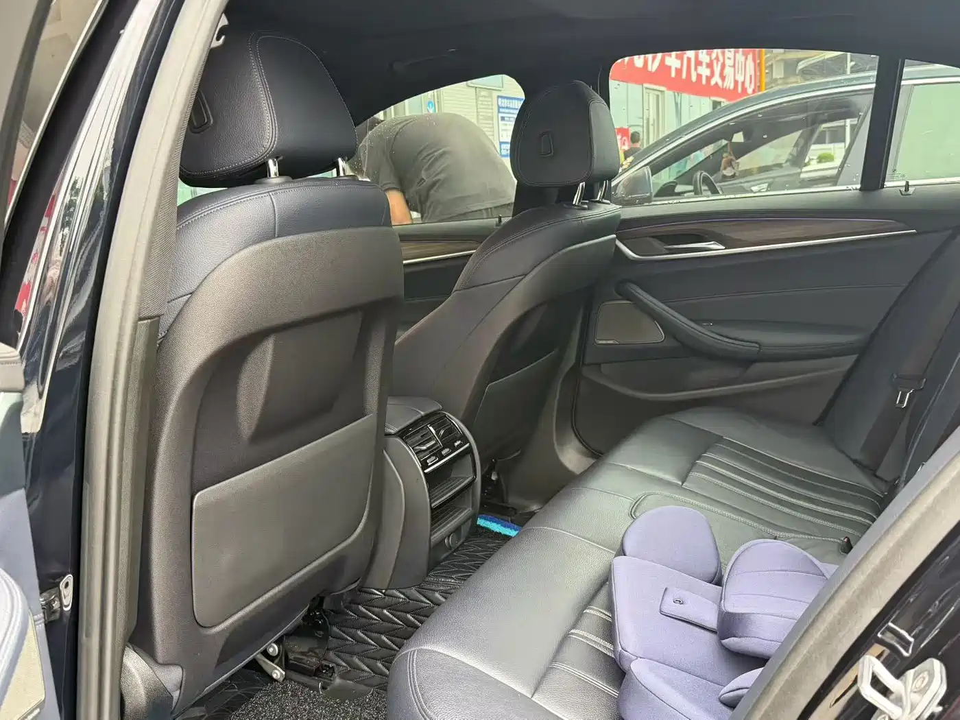 BMW 5 Series (Import) 2019 530i M Sport Package фото 12
