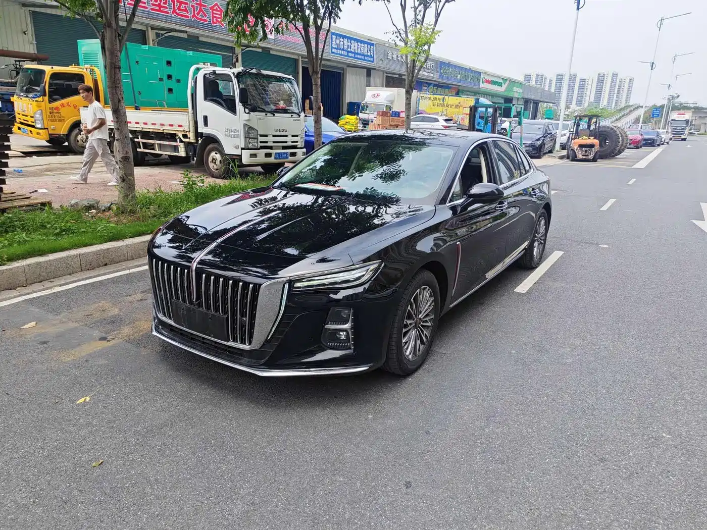 Hongqi H5, 2023 год