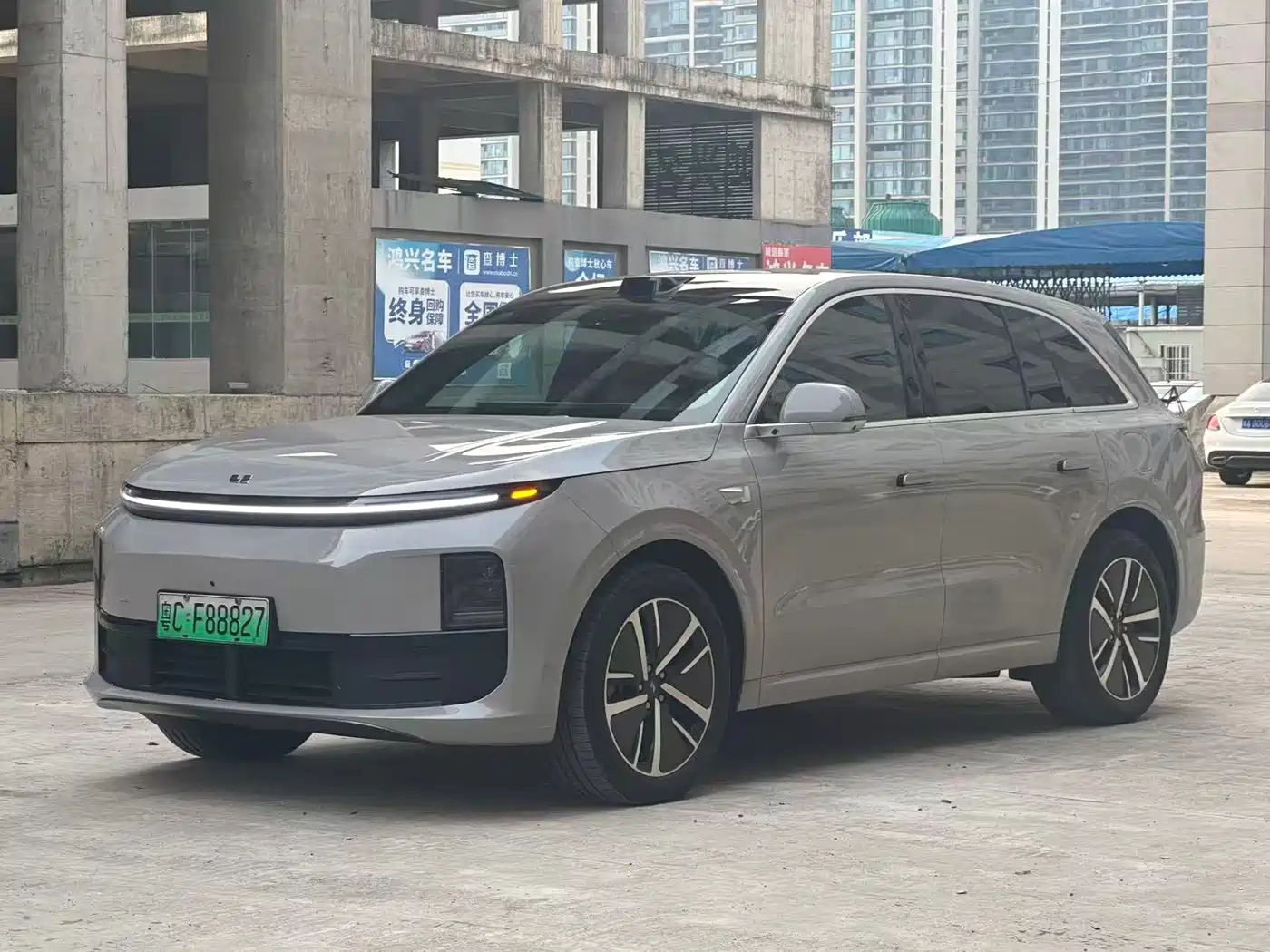 Li Auto L6 2024