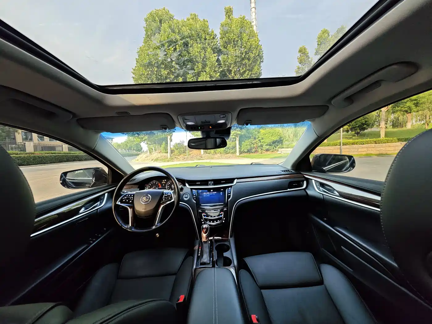 Cadillac XTS 2013 28T Luxury фото 9