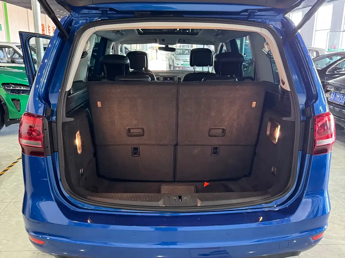Volkswagen Sharan 2016 380TSI Comfort 7-seater фото 7