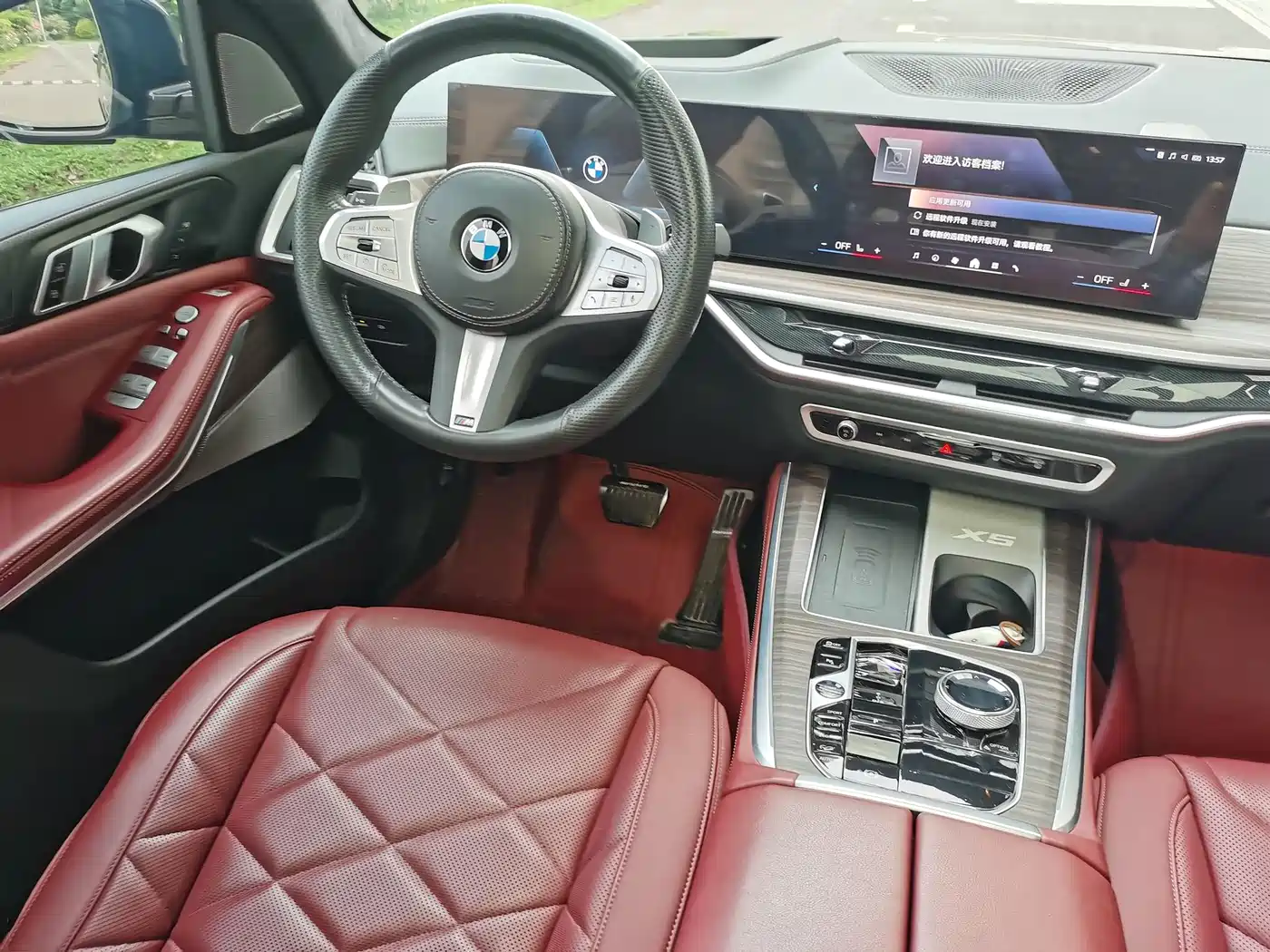 BMW X5 2023 xDrive 40Li M Sport Black Night Package фото 21