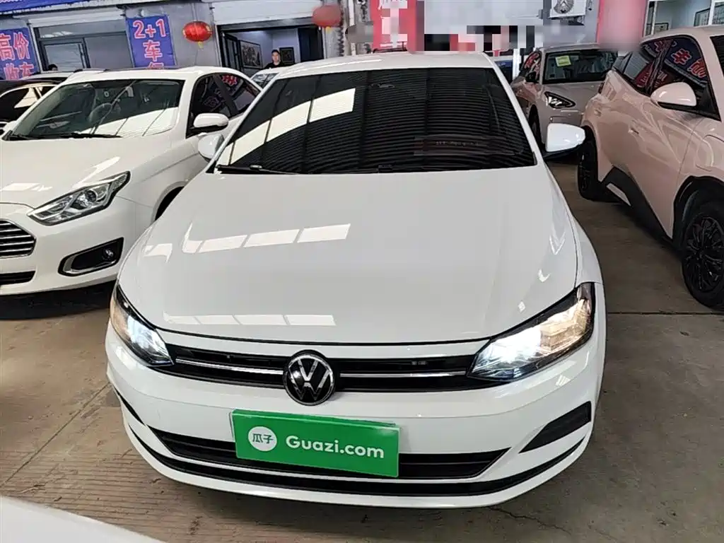Volkswagen Polo 2023 Facelift Plus 1.5L Auto Joyful Living Edition фото 3