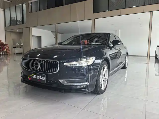 Volvo S90 2019