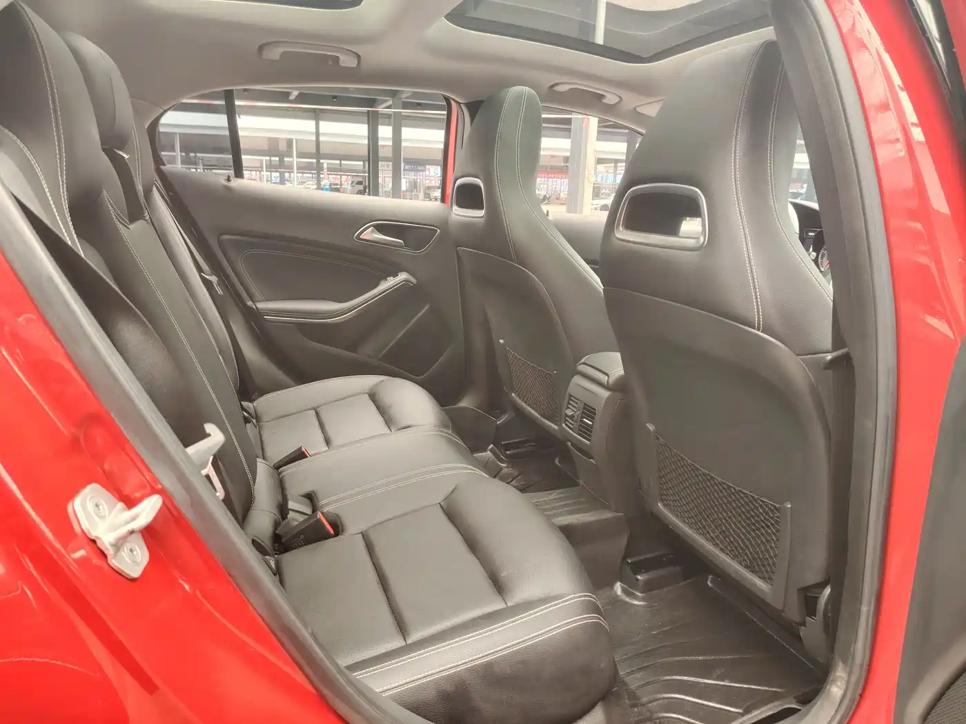 Mercedes-Benz GLA 2016 GLA 200 Dynamic фото 11