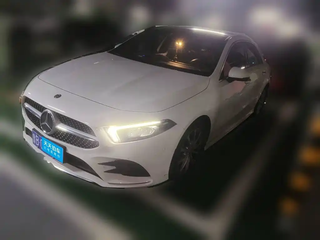  Mercedes-Benz Mercedes-Benz A-Class 2019 Facelift A 200 L Sports Sedan