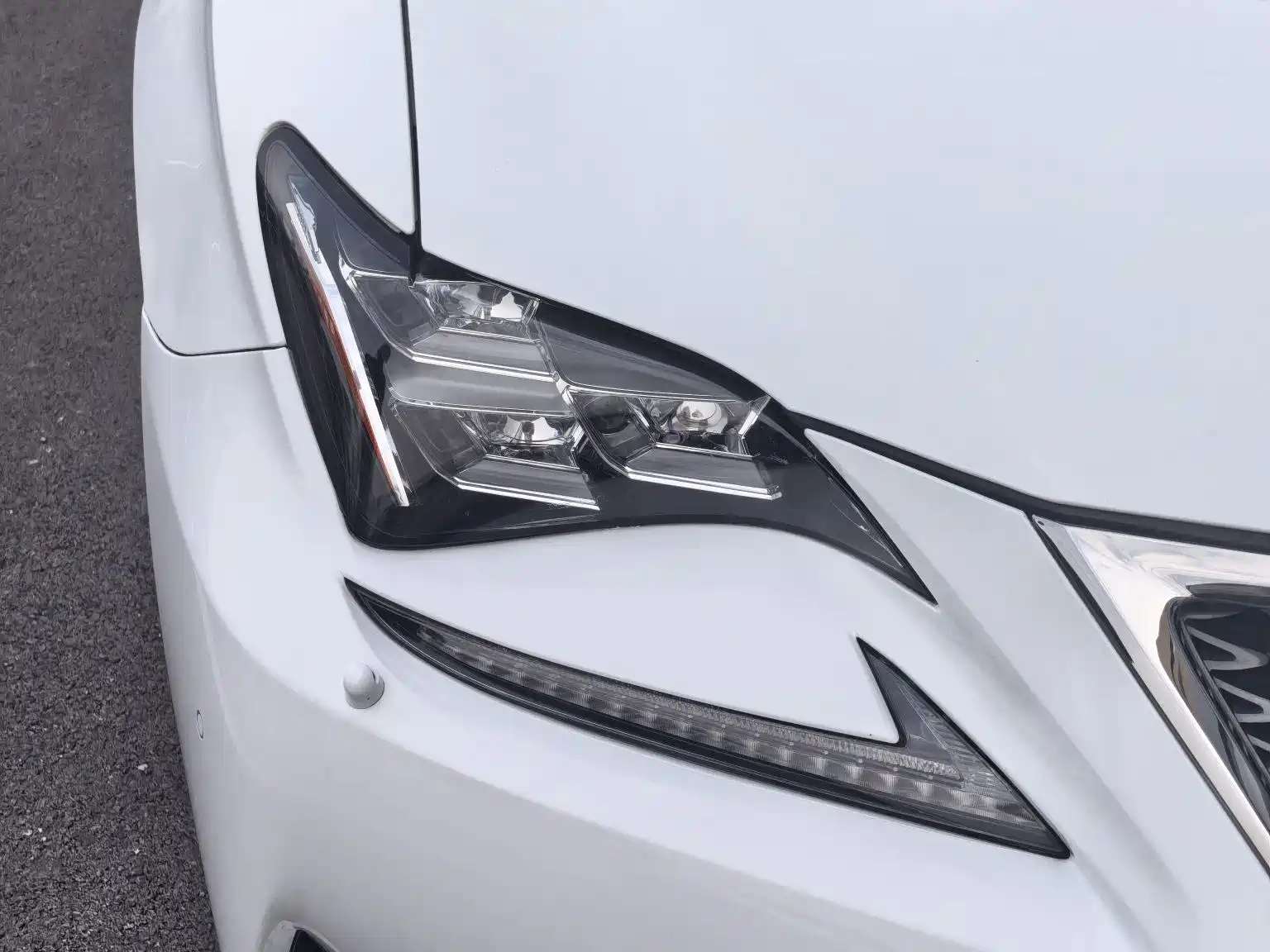 Фото 17 - Lexus RC