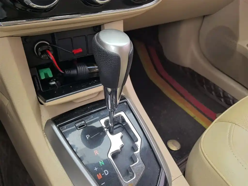 Toyota Corolla 2017 1.2T CVT GL фото 10