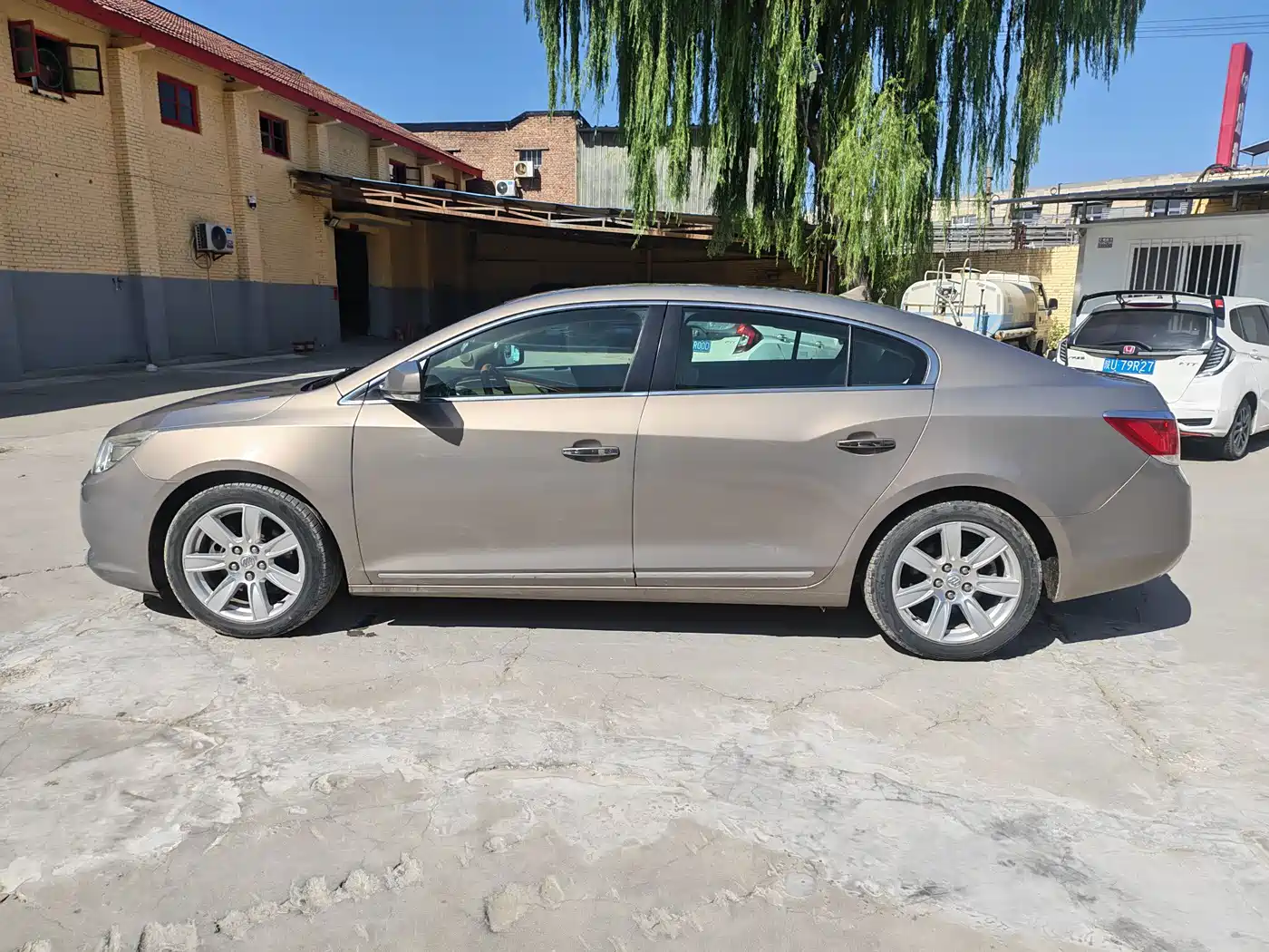 Buick LaCrosse 2011 2011 2.4L SIDI Luxury Edition