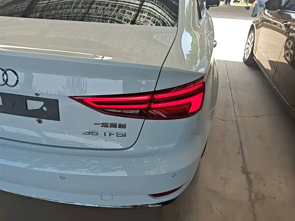 Audi A3 2019 Limousine 35 TFSI Style China V фото 8