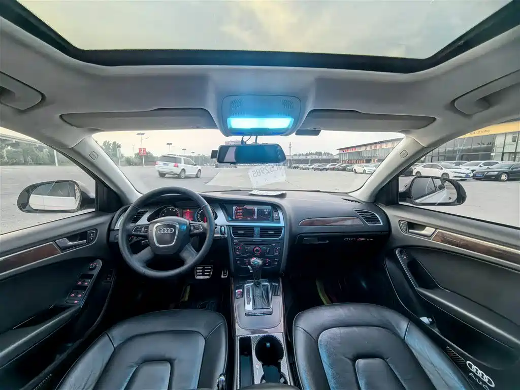 Audi A4L 2012 2.0 TFSI Auto Comfort фото 8