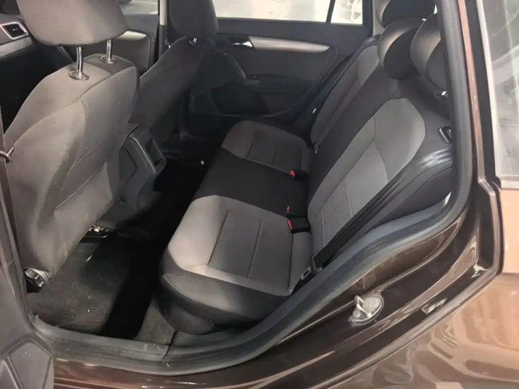 Volkswagen Lavida Tour 2016 2013 1.6L Automatic Trend Style
