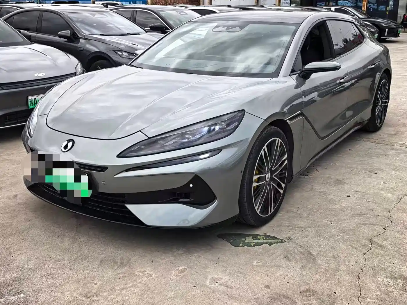 DENZA Z9GT