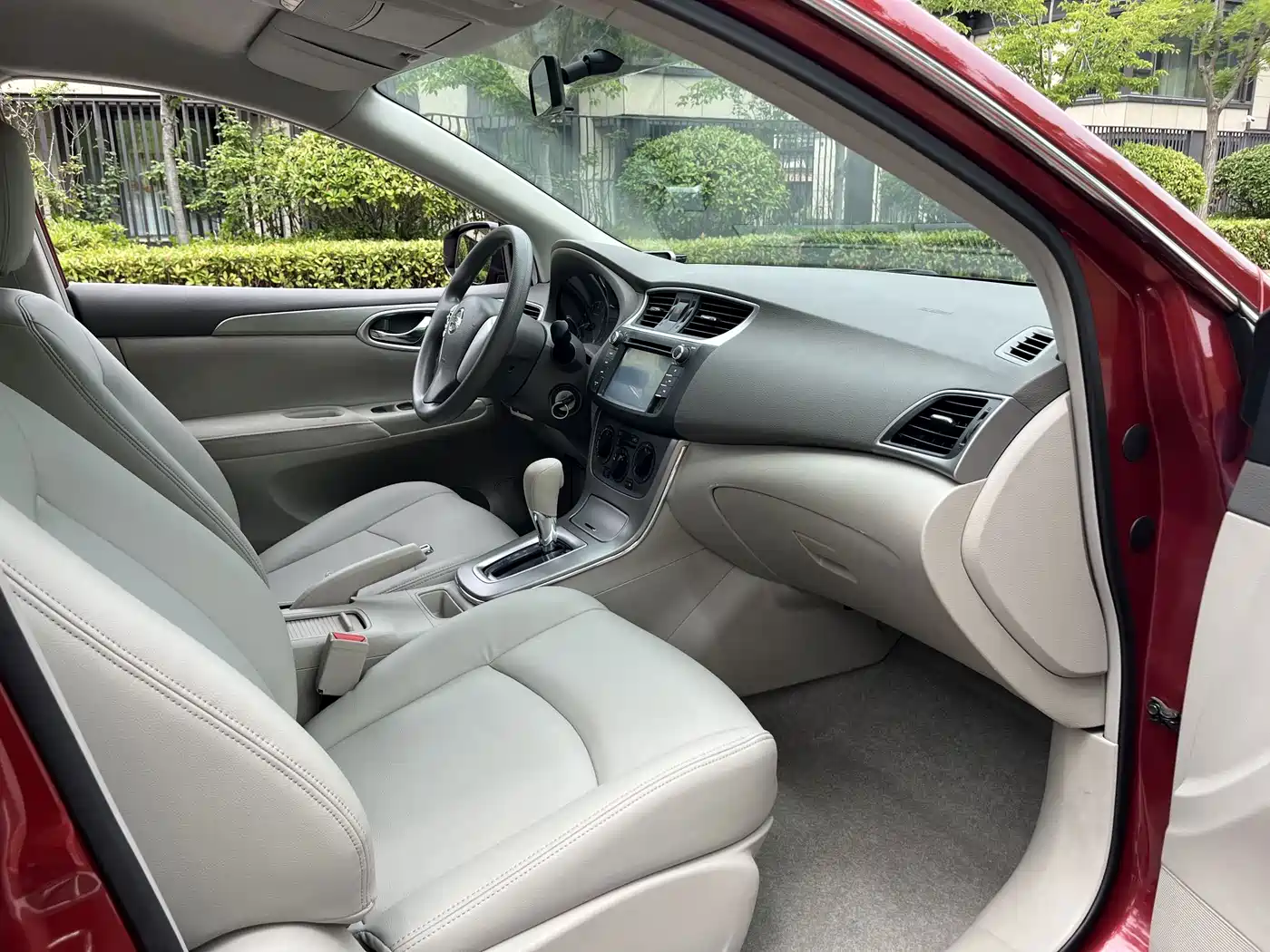 صورة 27 - Nissan Sylphy
