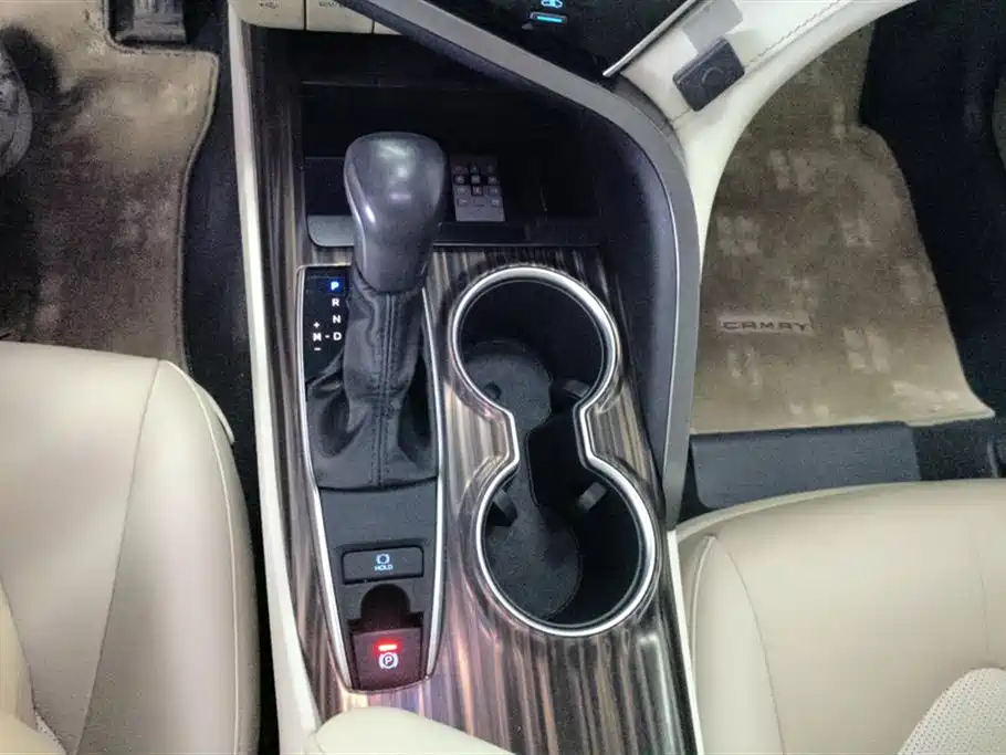 Toyota Camry 2019 2.0G Luxury Edition China VI фото 16