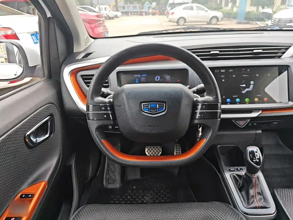Geely Yuanjing X1 2018 2017 1.3L Auto Fun Edition