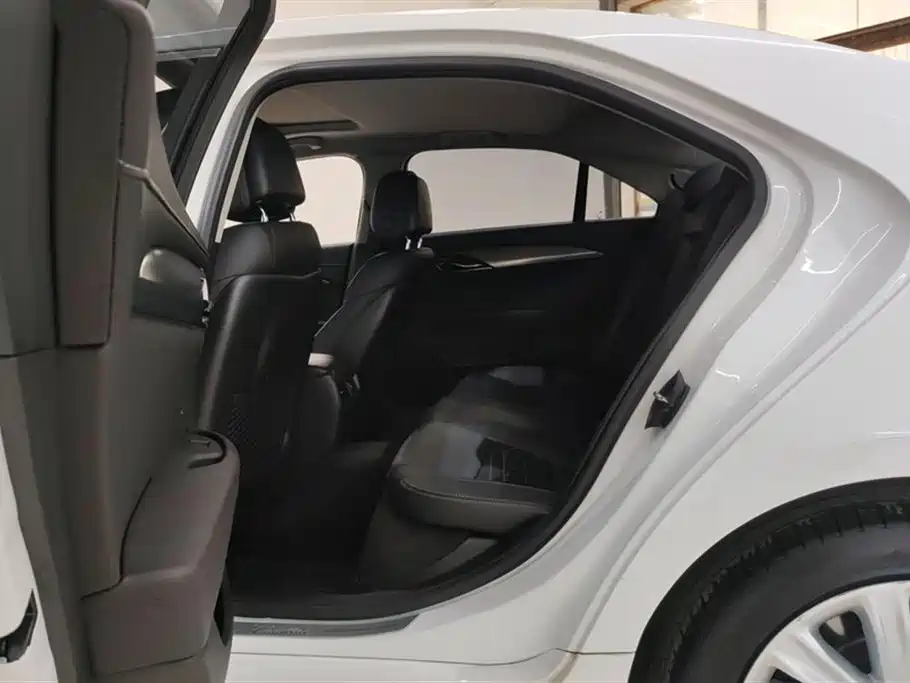 Cadillac ATS-L 2017 28T Technology фото 11
