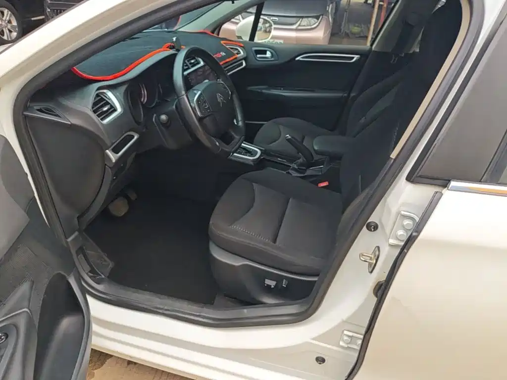 Citroën C4L 2016 2015 1.8L Automatic Luxury Edition