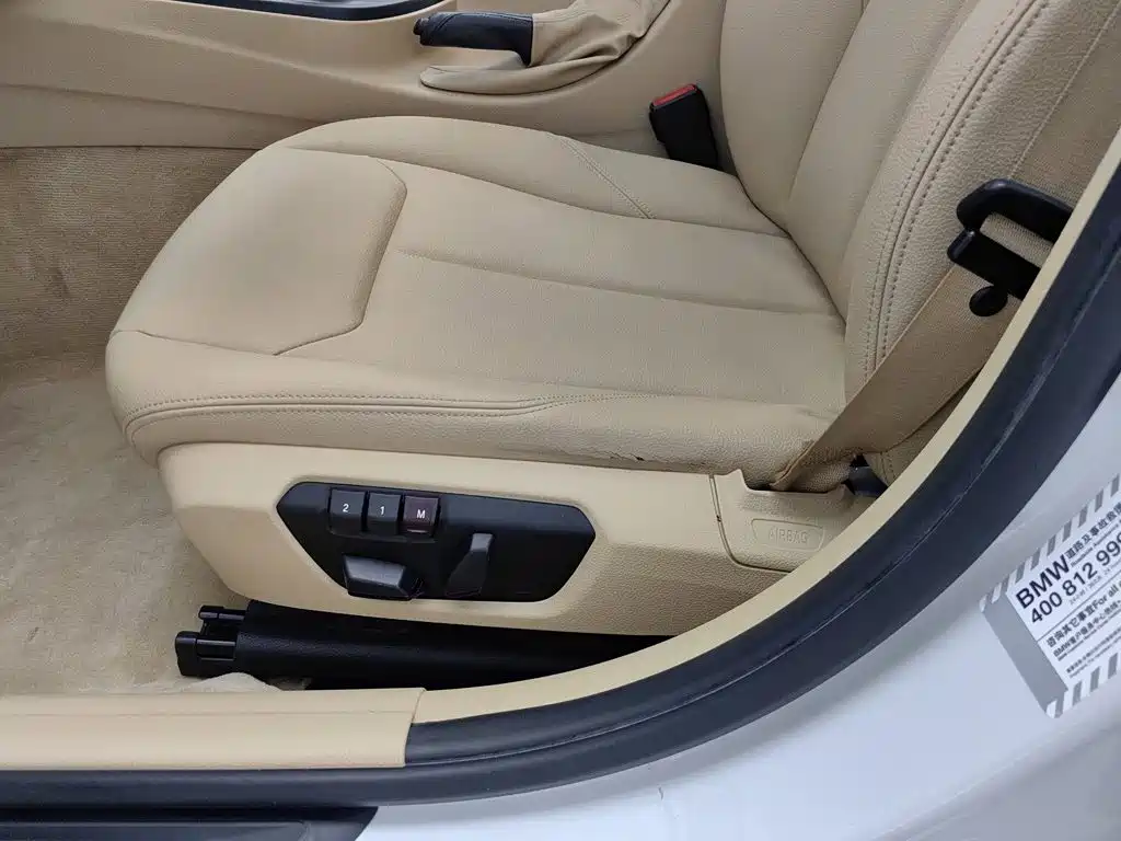 Фото 20 - BMW 3 Series