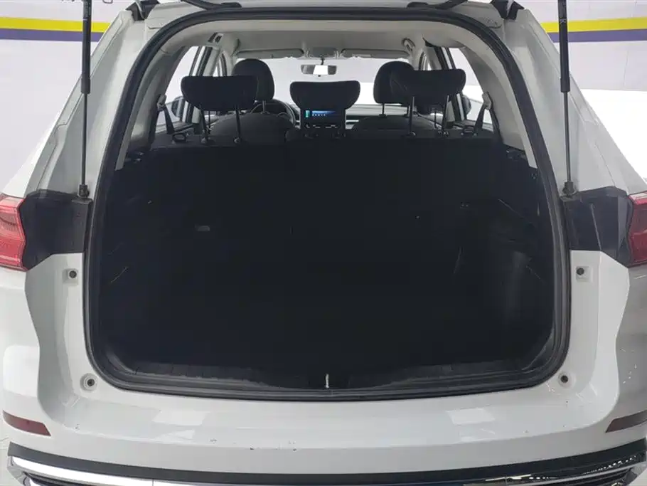 Haval M6 2021 PLUS 1.5T DCT Elite Smart Connect фото 4
