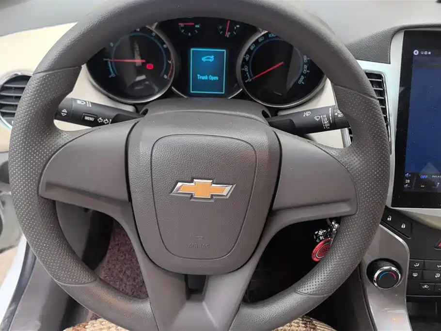 Chevrolet Cruze 2015 1.5L Classic SE AT фото 15
