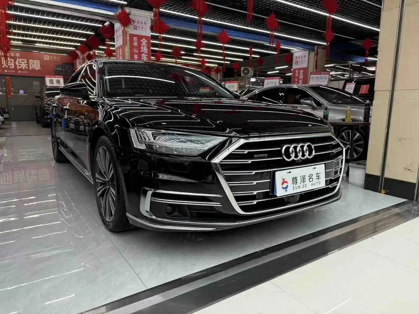 Audi A8 2019 Plus A8L 55 TFSI quattro Luxury фото 3