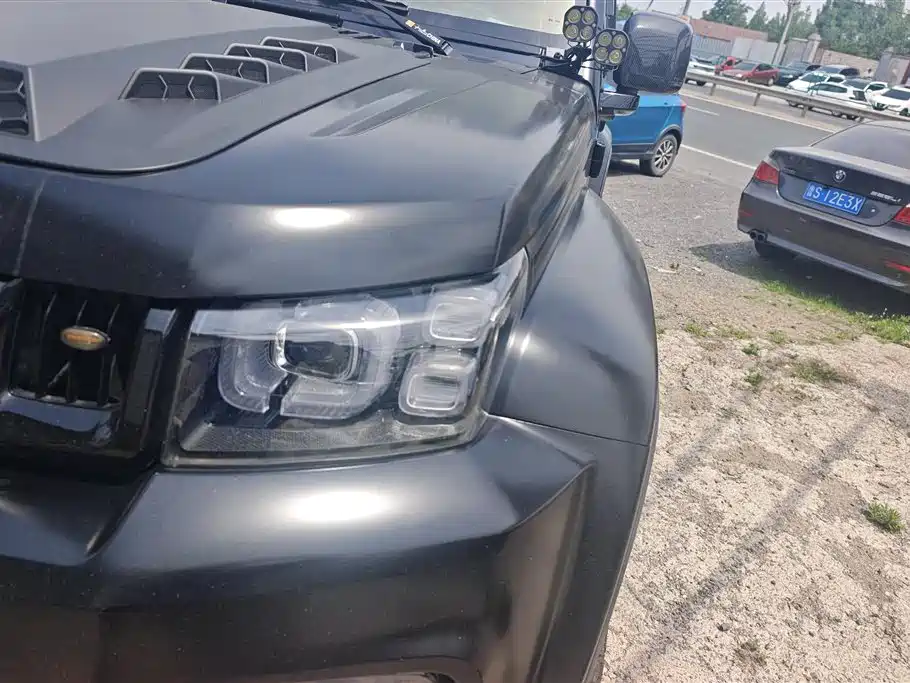 BAIC ORV Beijing Offroad BJ40 2024 2.0D Blade Hero Glory Edition фото 5