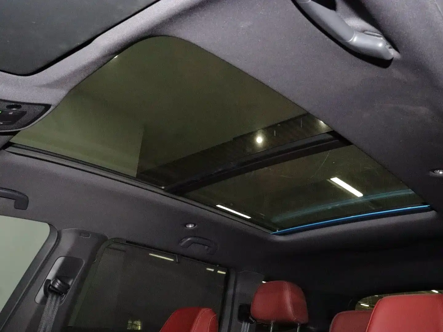 Photo 17 - Audi Q6