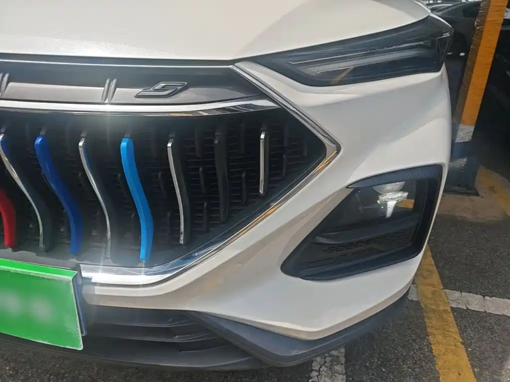 Changan Oshan Changan Oushang X5 2021 2021 1.6L CVT Premium Edition