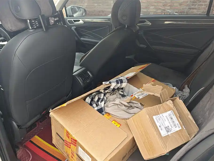 Volkswagen Tiguan L 2023 Facelift 330TSI Auto FWD R-Line Premium фото 10