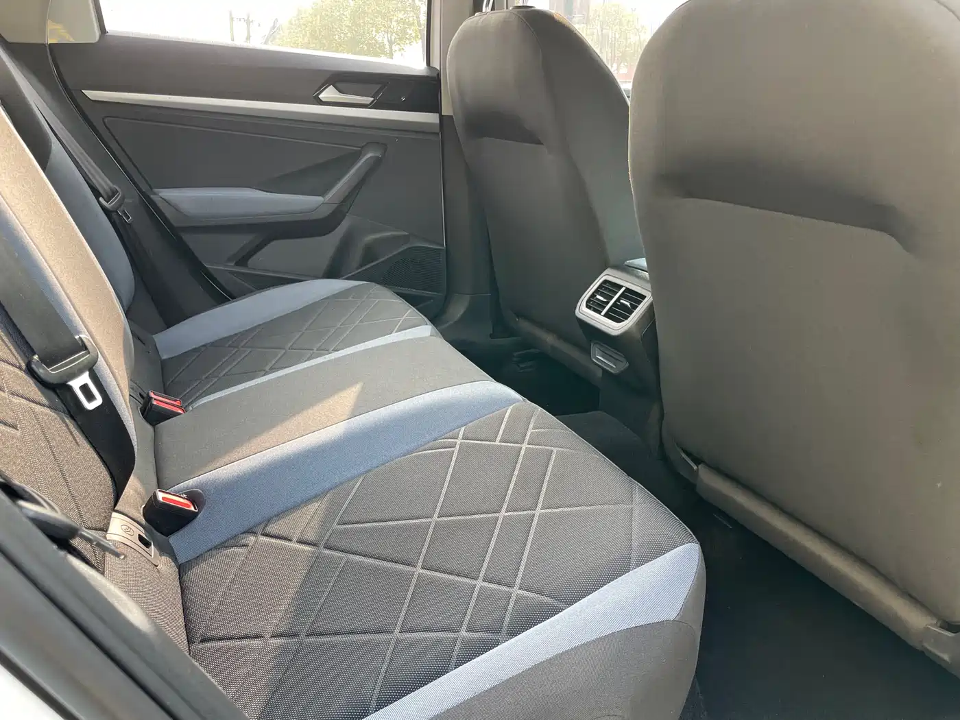 Volkswagen Lavida 2023 Facelift 1.5L Auto Comfort Edition фото 14