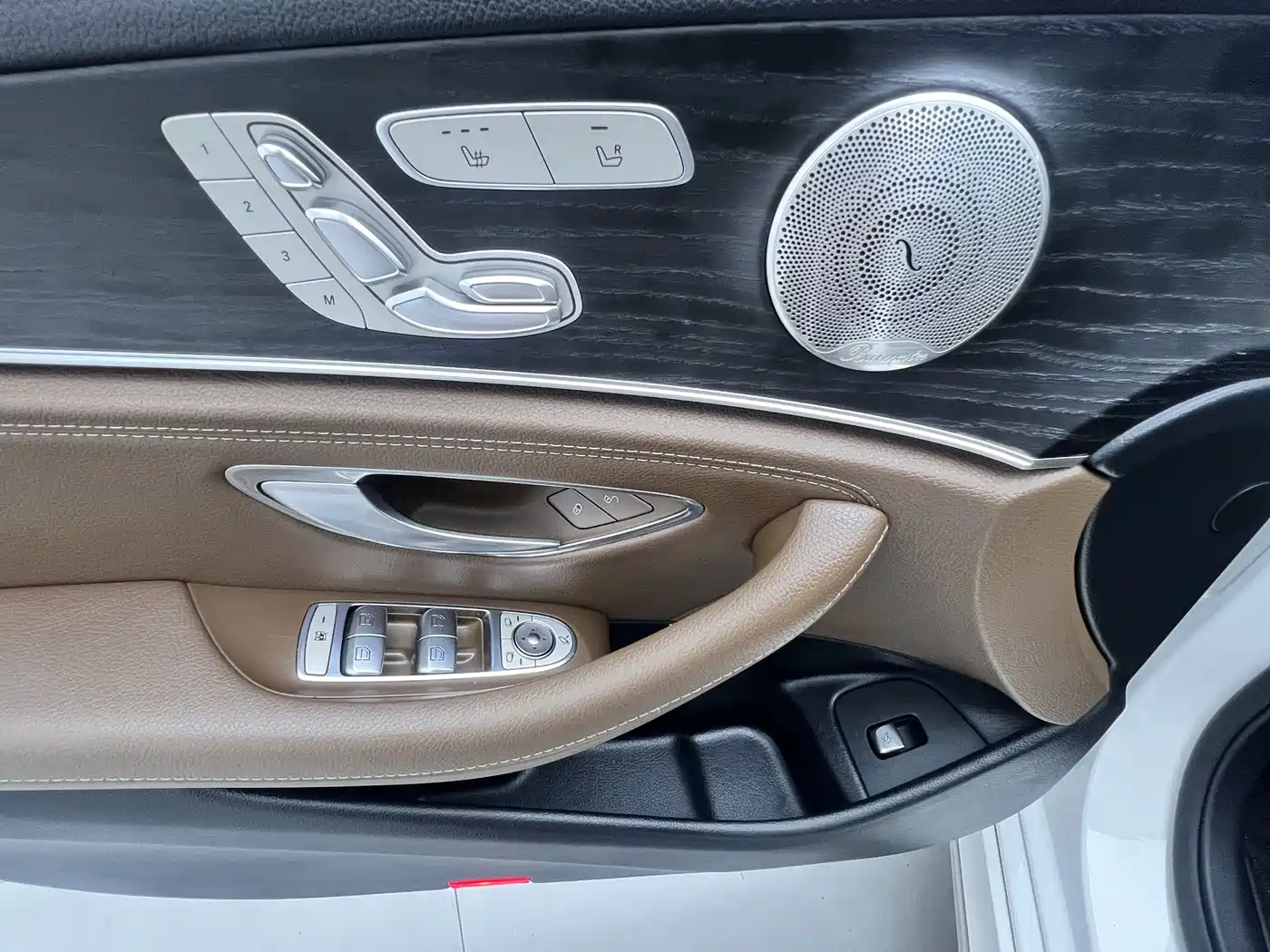Mercedes-Benz E-Class 2021 E 300 L Sport Fashion фото 17