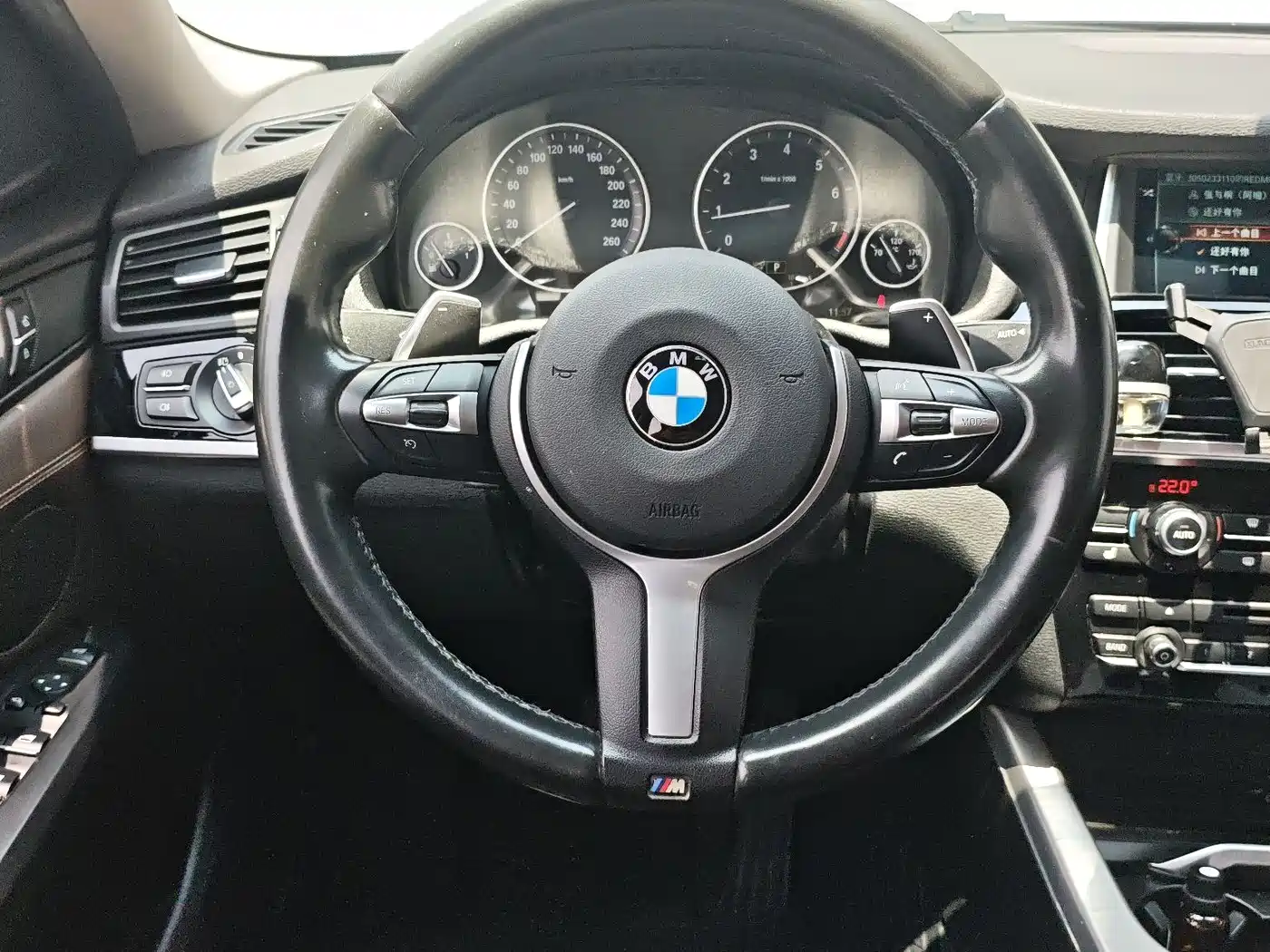 Photo 8 - BMW X4