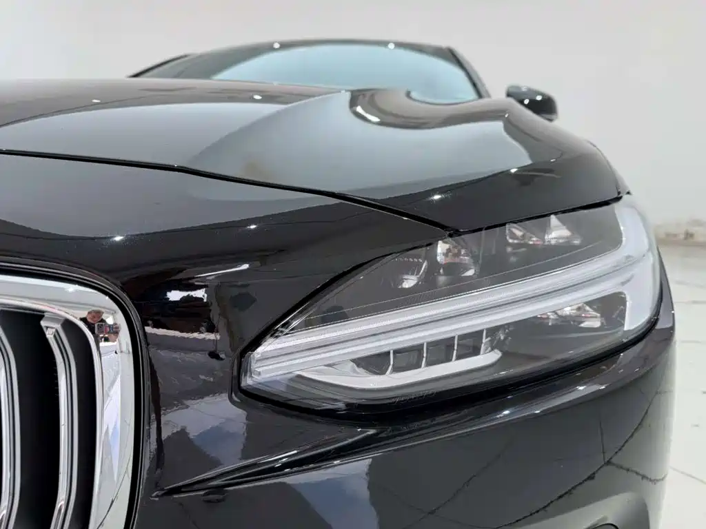 Volvo S90, миниатюра 2